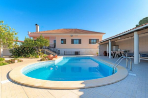 Beautiful Deluxe Villa 4 Bedroom